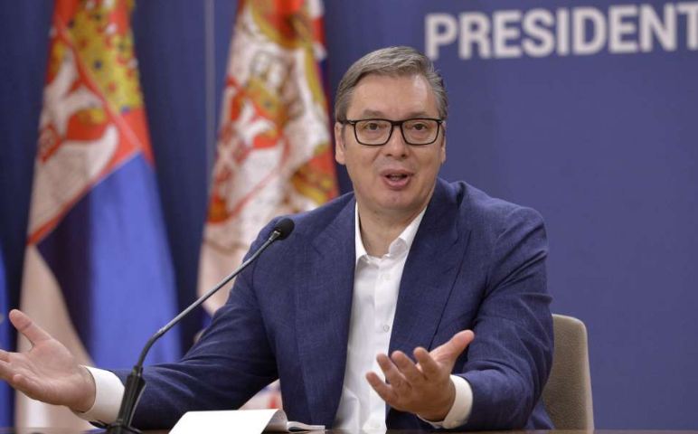 Vučić: Pažljivo ću pogledati izjavu Milanovića