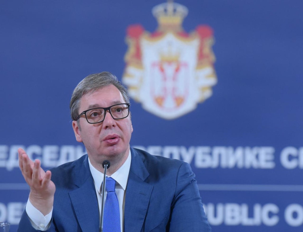 Vučić pomiješao mantije i muftije