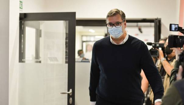 Vučić pozvao na ujedinjenje SNS-a i SPAS-a u jednu stranku