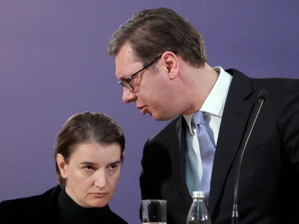 Vučić predao dužnost Brnabić: Srbija kreće u izbor novog predsjednika
