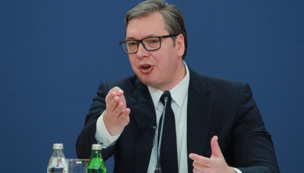 Vučić prijeti strancima: Pazite s čim dolazite u Beograd, to nećemo tolerisati