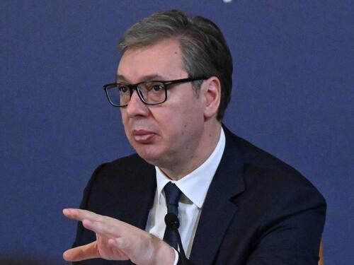 Vučić razgovarao sa predstavnicima MOL-a o prodaji NIS-a