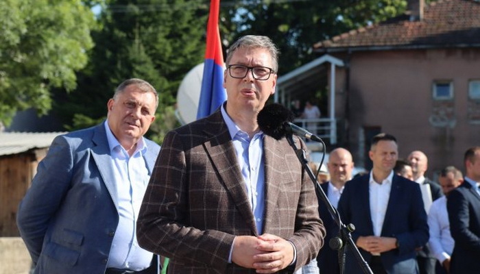 Vučić s Dodikom: Nikad više neće biti blokada na Drini