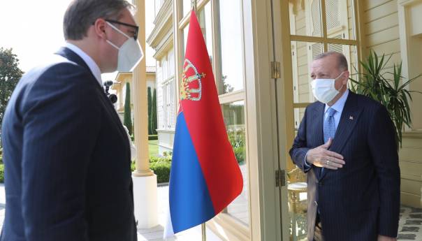 Vučić s Erdoganom o autoputu Beograd-Sarajevo i situaciji u BiH
