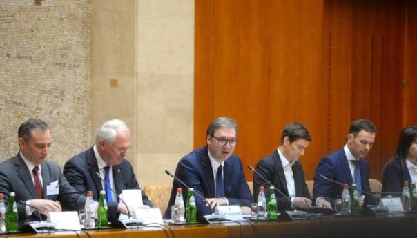 Vučić sa američkom privrednom delegacijom o novim partnerstvima