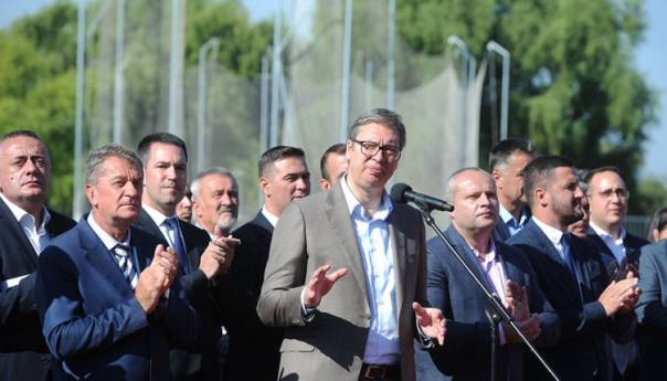 Vučić: Sa Dodikom o razgovoru sa Schmidtom