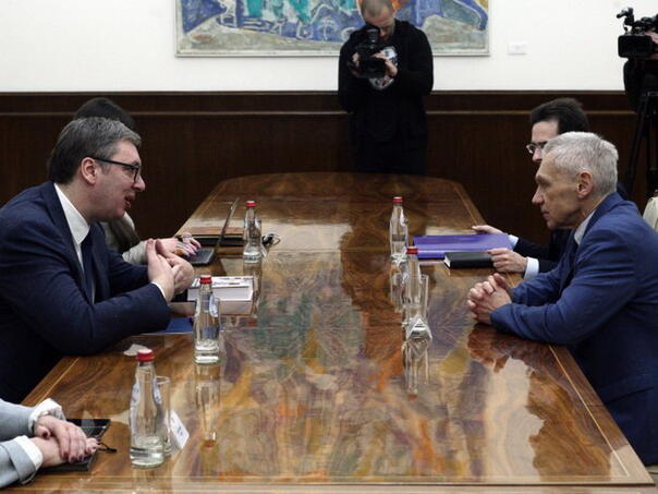 Vučić sa Harčenkom o neredima u Beogradu i situaciji u regionu
