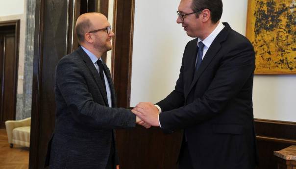Vučić sa Saracinom o nastavku dijaloga Beograda i Prištine