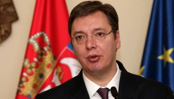 Vučić se danas sastaje s Macronom