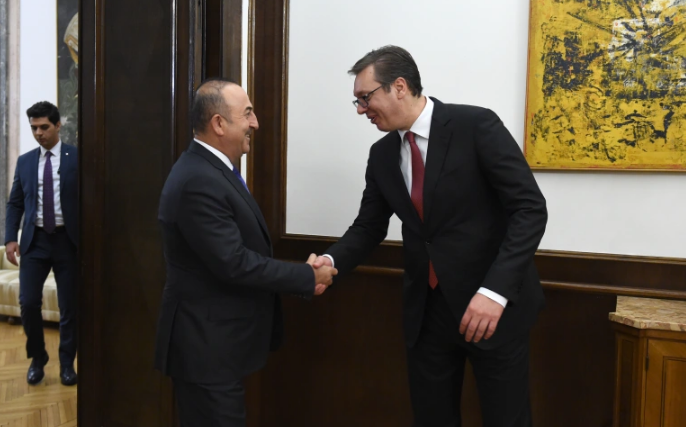 Vučić se sastao s turskim ministrom vanjskih poslova Cavusogluom