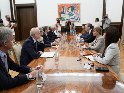 Vučić se sastao sa ambasadorima zemalja Kvinte