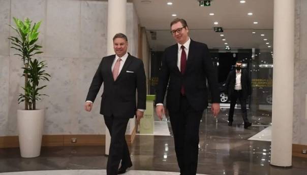 Vučić se sastao sa Escobarom