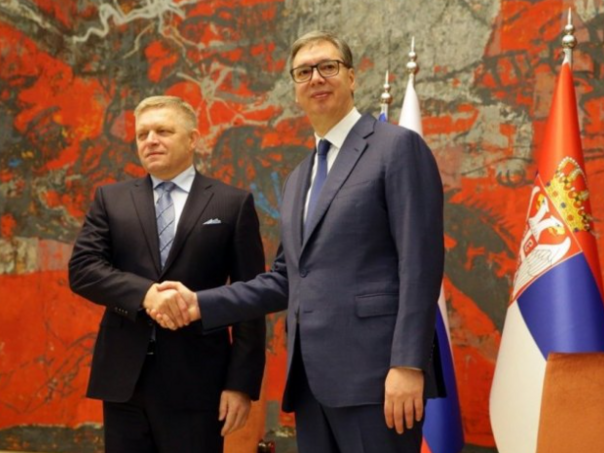 Vučić se sastao sa Ficom u Pekingu