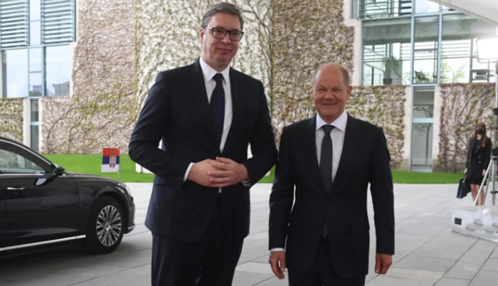 Vučić se sastao sa Scholzom