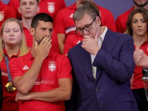 Vučić se "vadi": Naravno da navijam za Đokovića, razgovarali smo