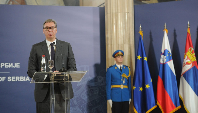 Vučić: Sit sam svih iz Evrope i svijeta