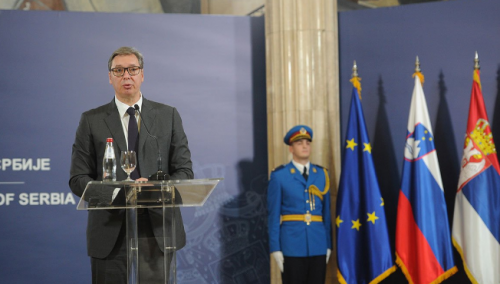 Vučić: Sit sam svih iz Evrope i svijeta