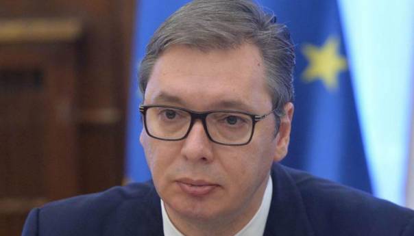 Vučić: Slijede teške odluke za našu zemlju i narod