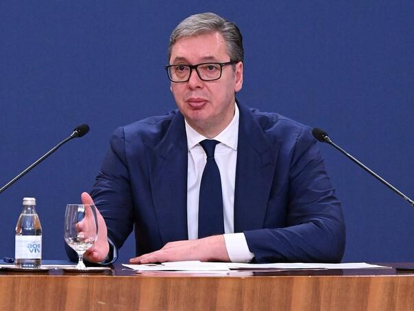 Vučić: Srbija ostaje na evropskom putu, ali će nastaviti kupovati plin od Rusije
