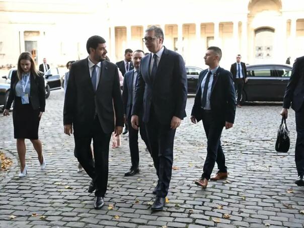 Vučić: Srbija ostaje posvećena dijalogu s Prištinom pod okriljem EU