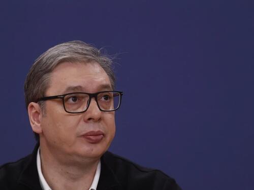 Vučić stigao u Brisel, sastao se sa Martom Kos