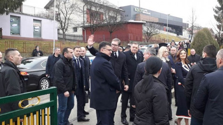 Vučić stigao u Mrkonjić-Grad i poručio: Srpski narod je jedinstven