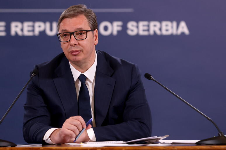 Vučić: Strane sile su nam uputile ultimatum