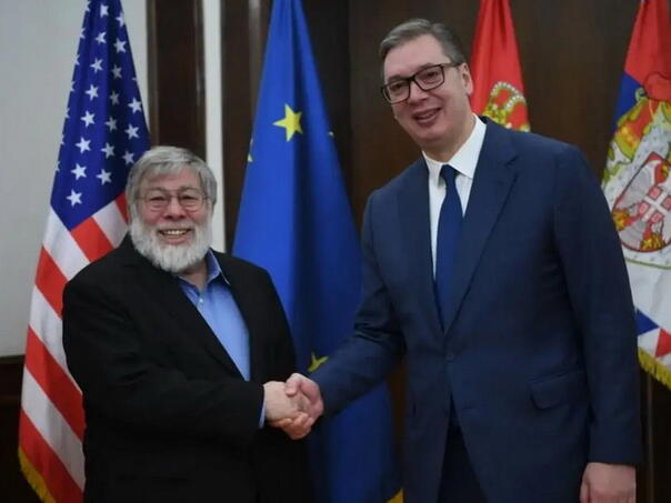 Vučić: Suosnivač 'Applea' Steve Wozniak dobit će srpski pasoš