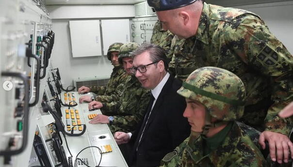 Vučić traži od Vlade Srbije zabranu izvoza oružja u narednih 30 dana