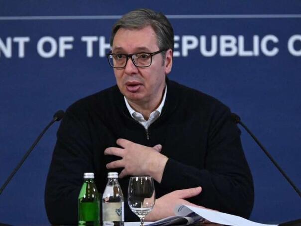 Vučić tvrdi: Iz Tivta vraćeni "aktivisti", a ne kriminalci