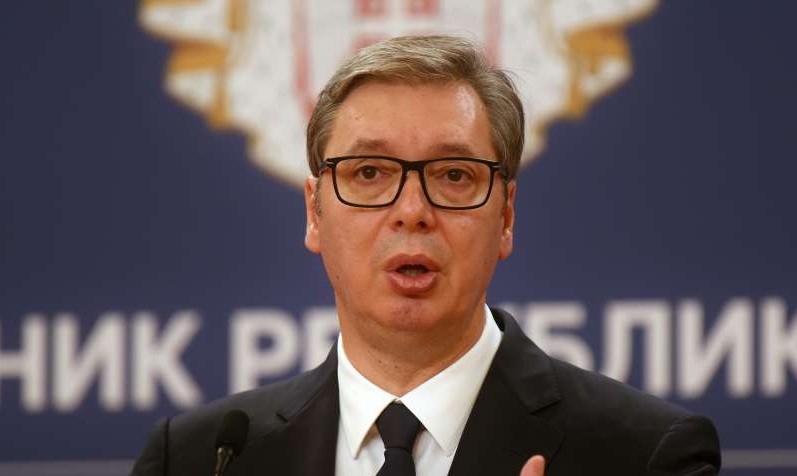 Vučić: U četvrtak zahtjev za slanje vojske na Kosovo