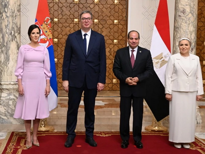 Vučić u Egiptu: Mir u svijetu najvažniji