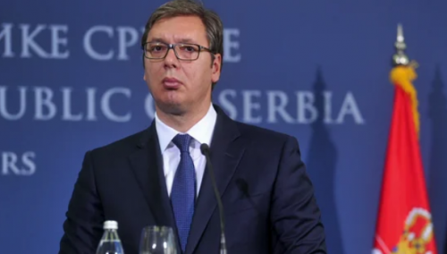 Vučić u Generalštabu: Radimo na smirivanju tenzija