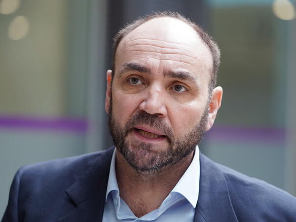 Vučić u tzv. desnoj opoziciji i dalje ima kontrolni paket akcija