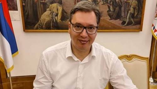 Vučić upisao fakultet, ostvaruje svoj dječački san
