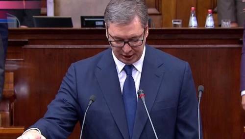 Vučić uputio poruku 'političkom' Sarajevu, zahvalio se Dodiku