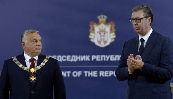 Vučić uručio mađarskom premijeru Orbanu orden Republike Srbije