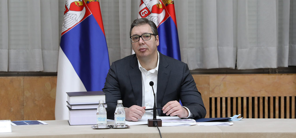 Vučić: Vakcinisaću se kineskom vakcinom