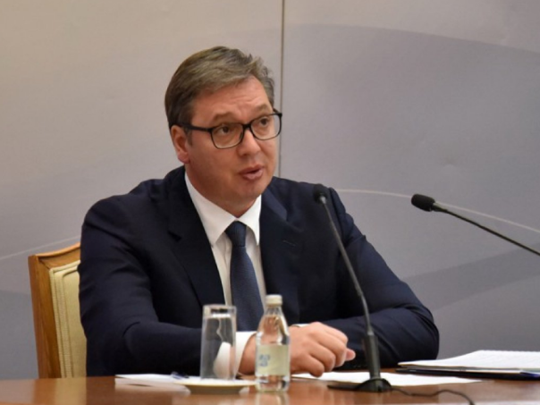 Vučić: Vojska neće ući na Kosovo, povući ćemo snage iz tog područja