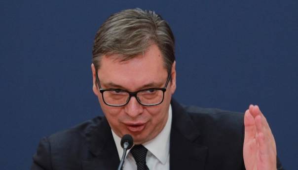 Vučić: Zabrinut sam, dao sam nalog vojsci da bude spremna