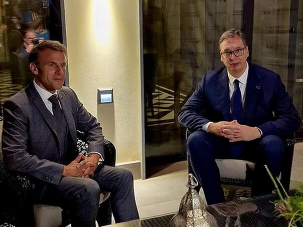 Vučić: Zahvalio sam Macronu na spremnosti da čuje stavove Beograda