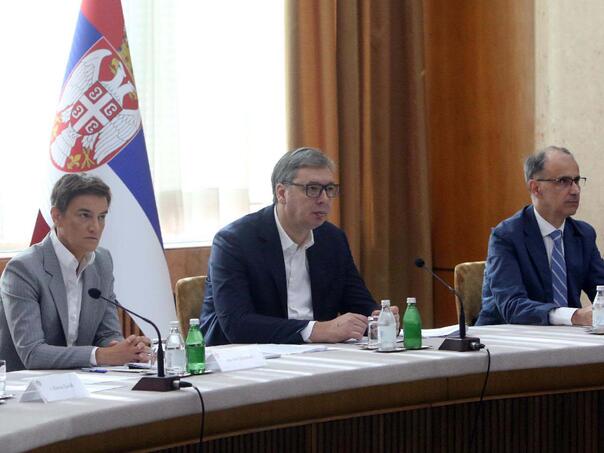 Vučić zakazao hitnu sjednicu Savjeta za nacionalnu bezbjednost