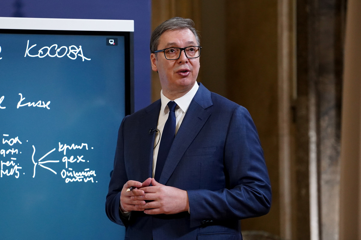 Vučić: Zapad traži da se odreknemo Republike Srpske
