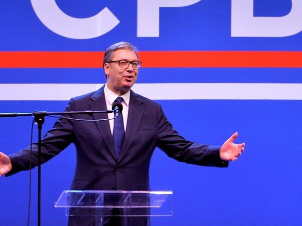 Vučić zaprijetio: Neće više biti nekažnjenog blokiranja institucija