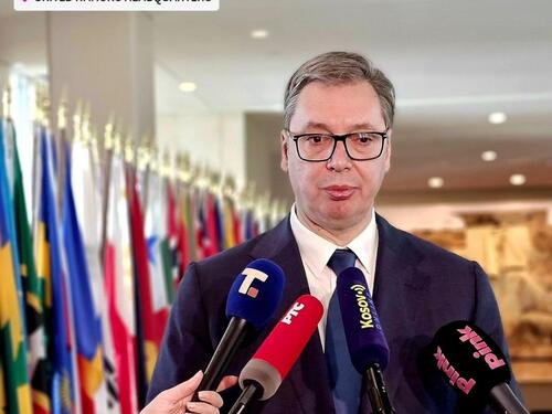 Vučićeva propaganda u punom pogonu zbog Srebrenice