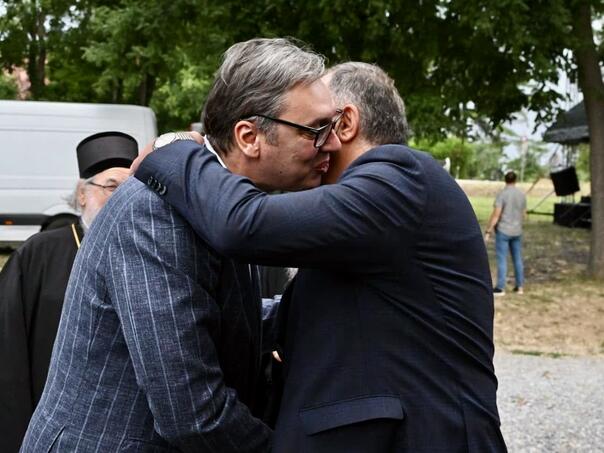 Vučiću je neophodan haos: Dodika koristi za pokušaj uvoza krize u BiH