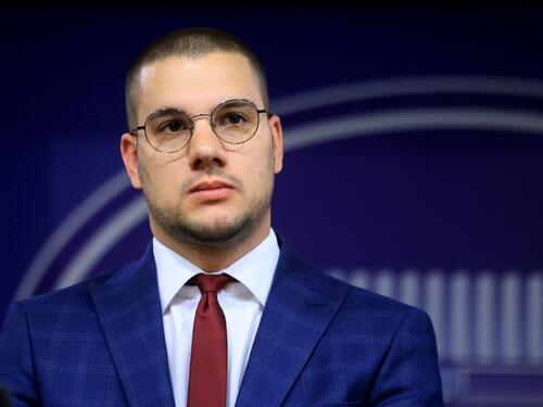 Vučinić izložio "prijedlog" referendumskog pitanja: "Je li burek s mesom"