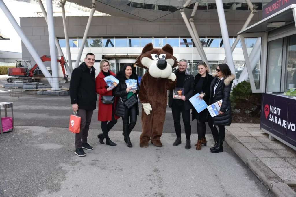 Vučko priredio nesvakidašnji doček na sarajevskom aerodromu