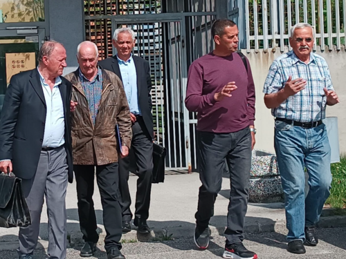 Vujović i ostali: Zatvor u magacinu u Šekovićima