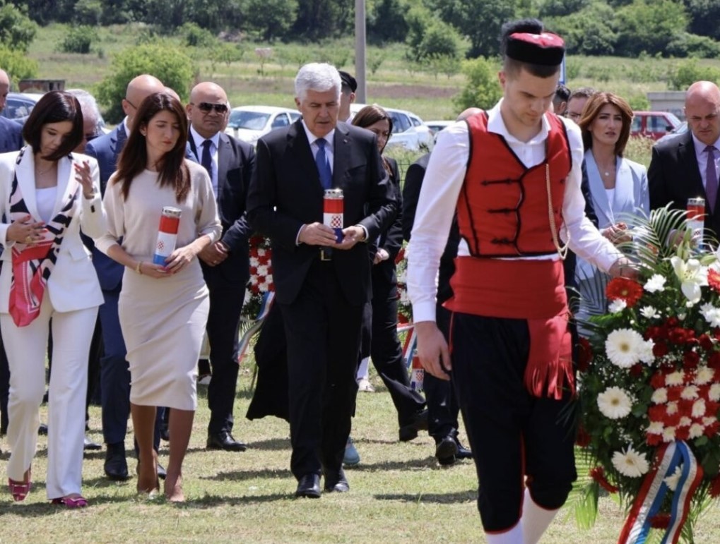 Vukanović: Čović veliča ustaše, a Dodik ne smije da pisne